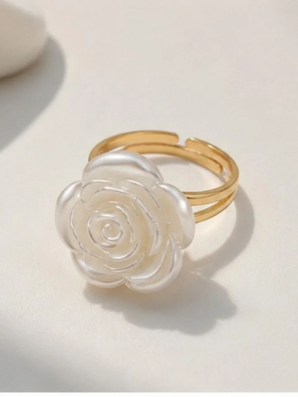 Pearl Rose Pendant Necklace & Bracelet Set with Ring - White Pearlescent